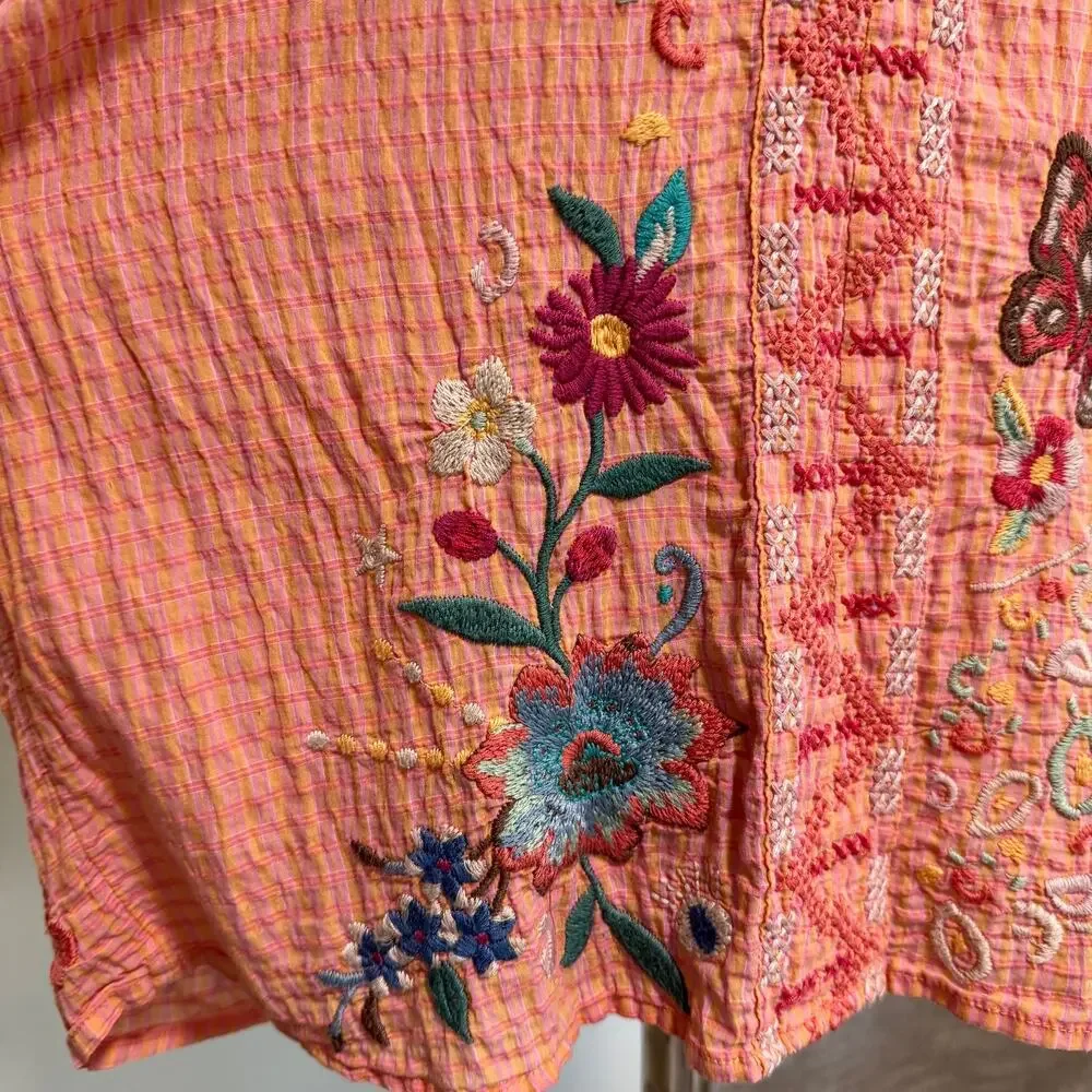 Johnny Was Workshop Embroidered Top XS Peach Floral Jungle Butterfly Leopard Bee